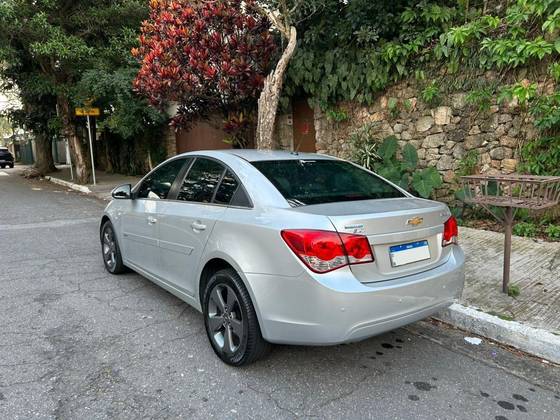CHEVROLET CRUZE 1.8 LT 16V FLEX 4P AUTOMÁTICO CHEVROLET CRUZE 1.8 LT 16V FLEX 4P AUTOMÁTICO